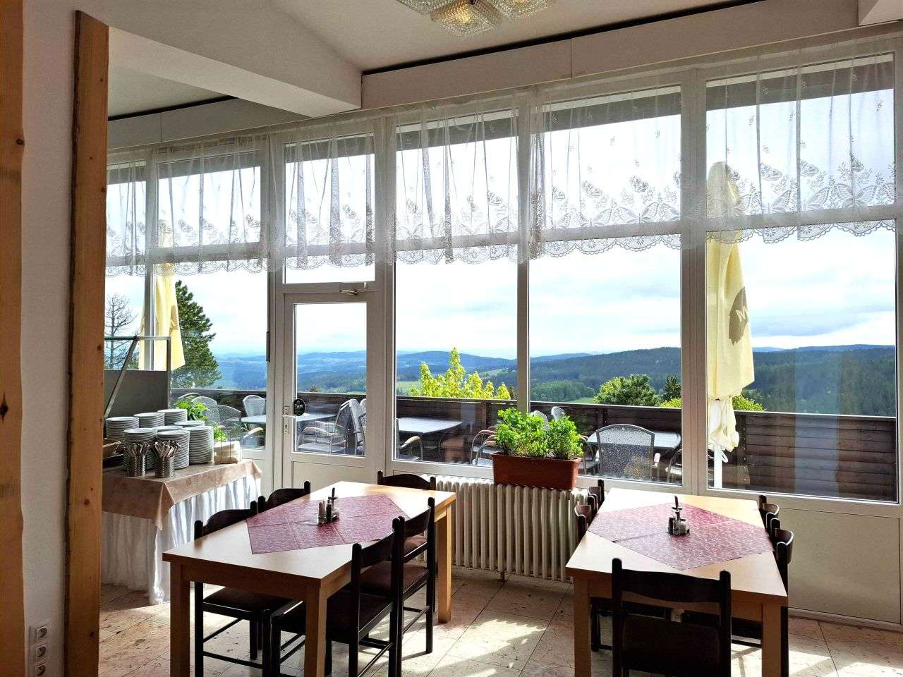 Hotelová restaurace