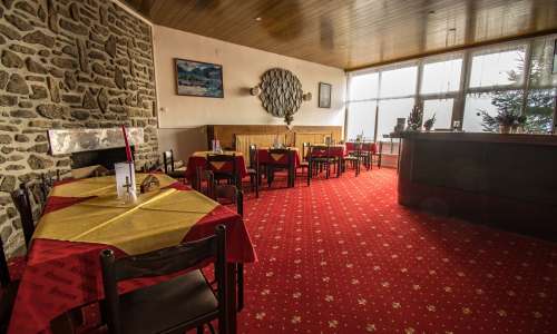 Bar s krbem v hotelu Zadov